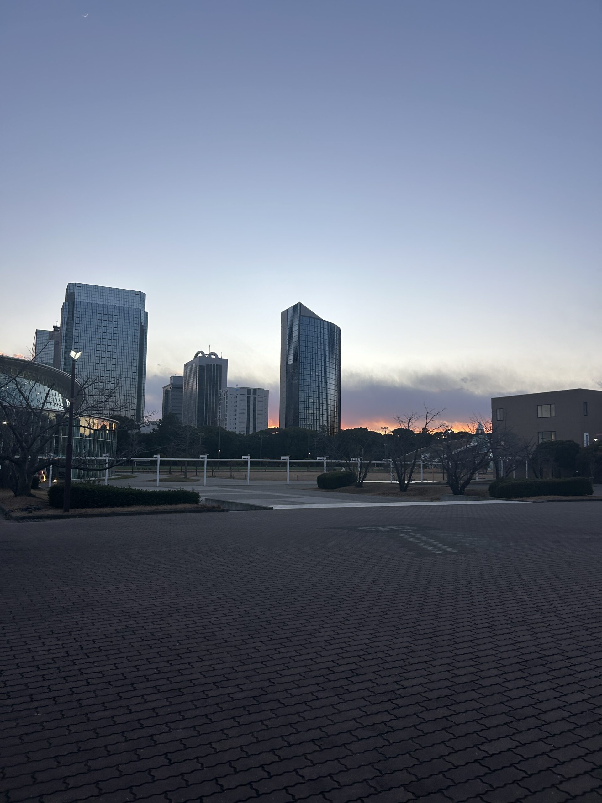 神田外語大学の雰囲気は？現役学生が語る「輪が広がる」大学生活のリアル（SALC・少人数授業・イベント）